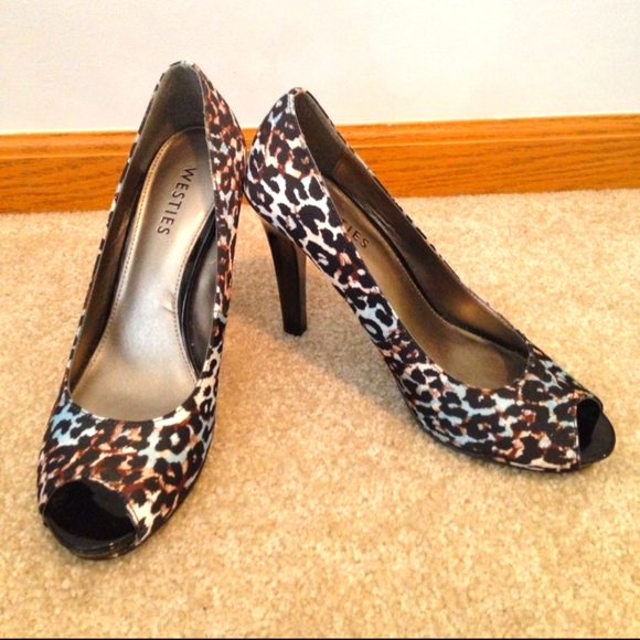 Westies Shoes - Leopard Print Heels